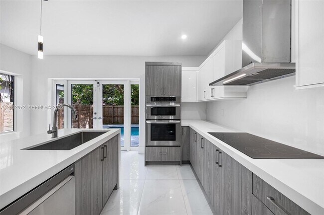 Foto del edificio - 3142 Carter St