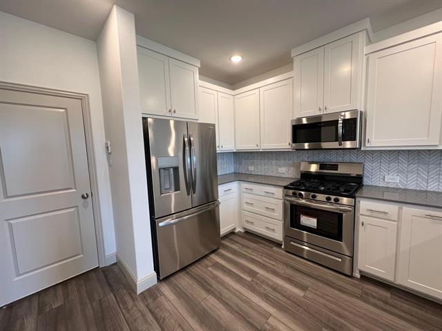 Building Photo - 4561 Bishop St