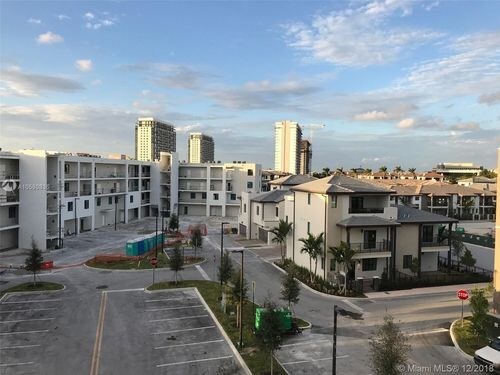 Building Photo - 4700 NW 84th Ave