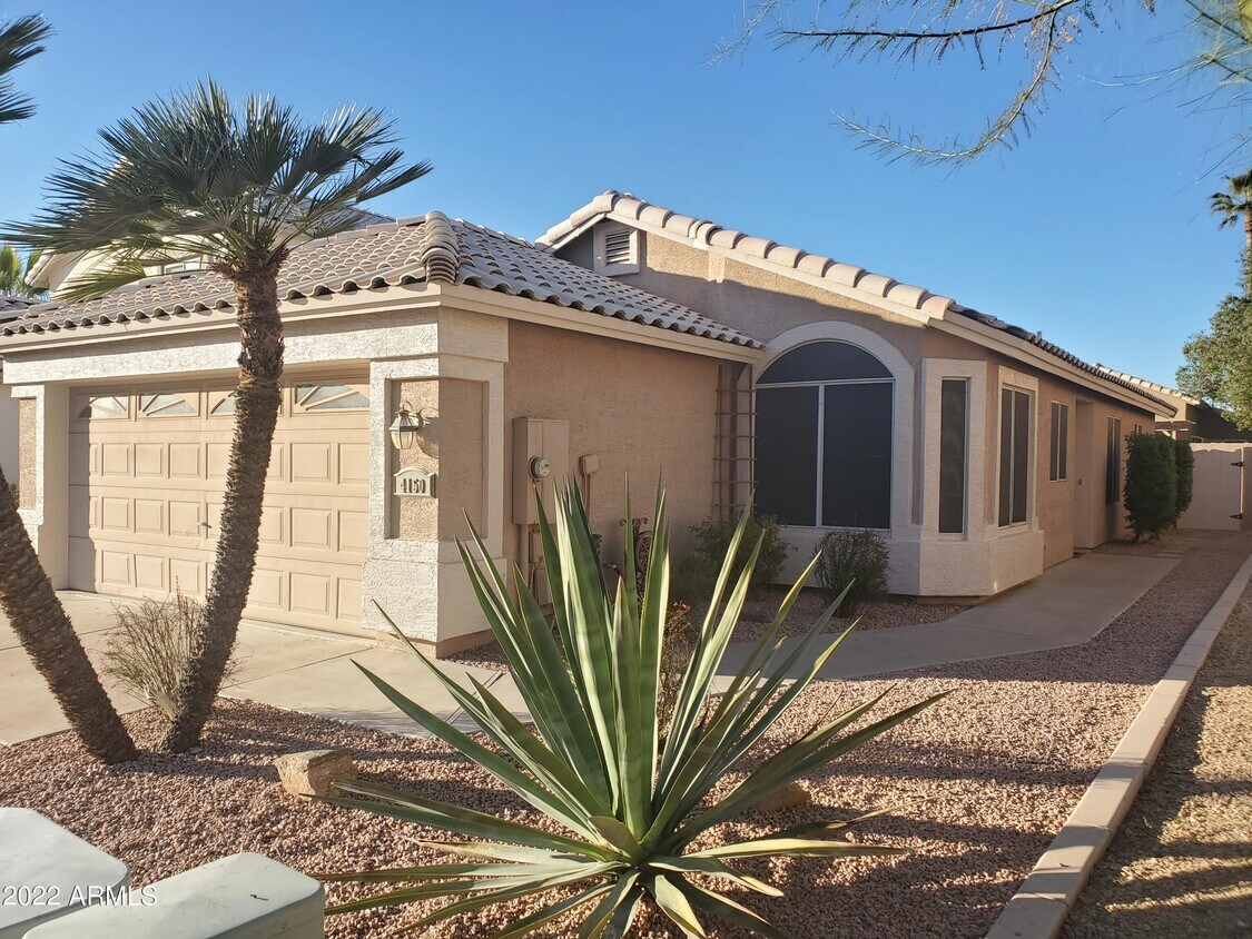 Primary Photo - 4150 E Tanglewood Dr