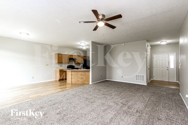 Foto del edificio - 10 S Burkhart Dr