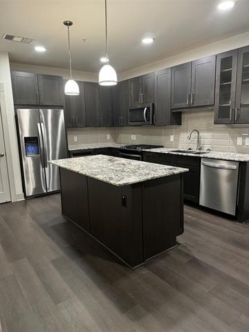 Foto del edificio - 5607 Belmont Ave