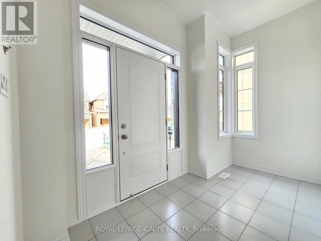 Building Photo - 47 Prudhoe Ter