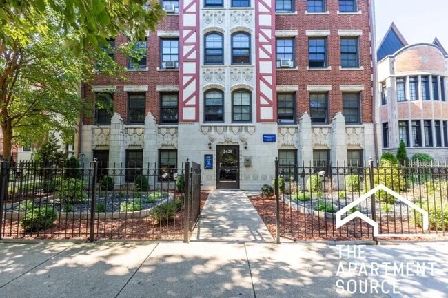 Building Photo - 2420 N Kedzie Blvd