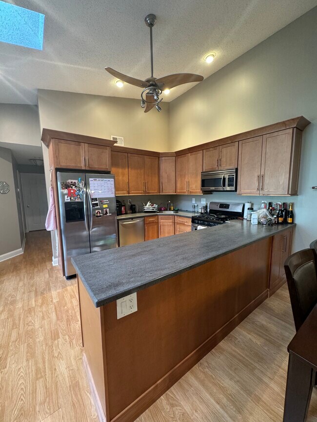 Building Photo - 268 Kempsey Dr