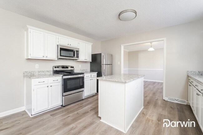 Building Photo - 1500 Barry Oak Ct, Kernersville, NC 27284
