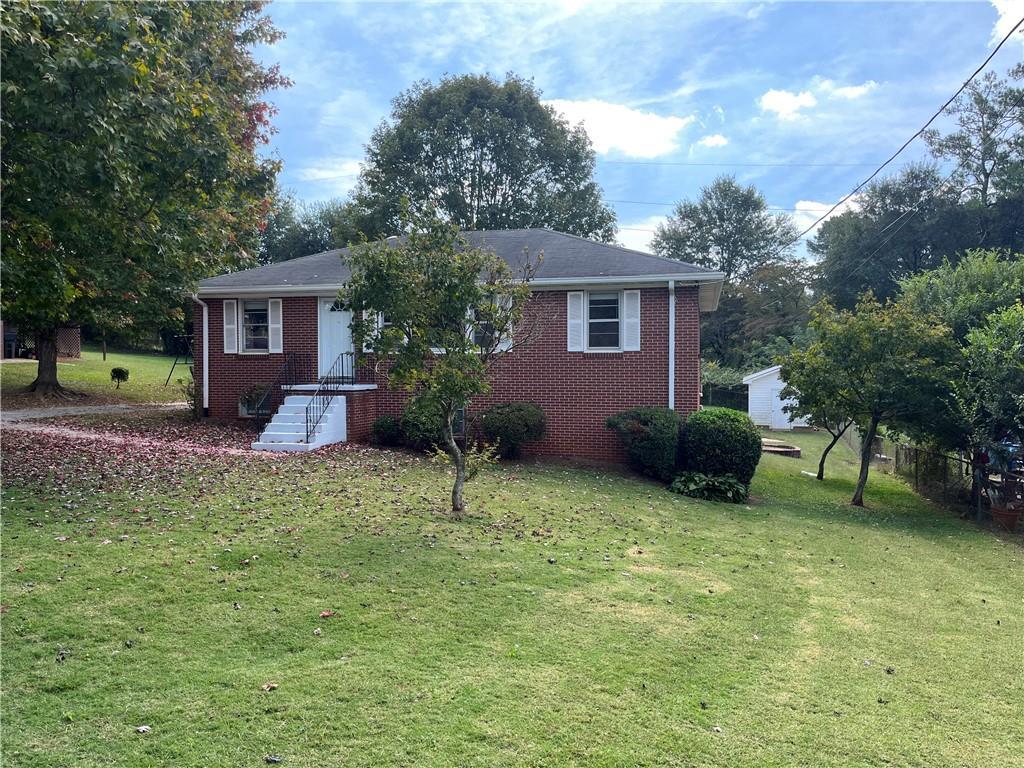 Primary Photo - 66 Larose Dr SW
