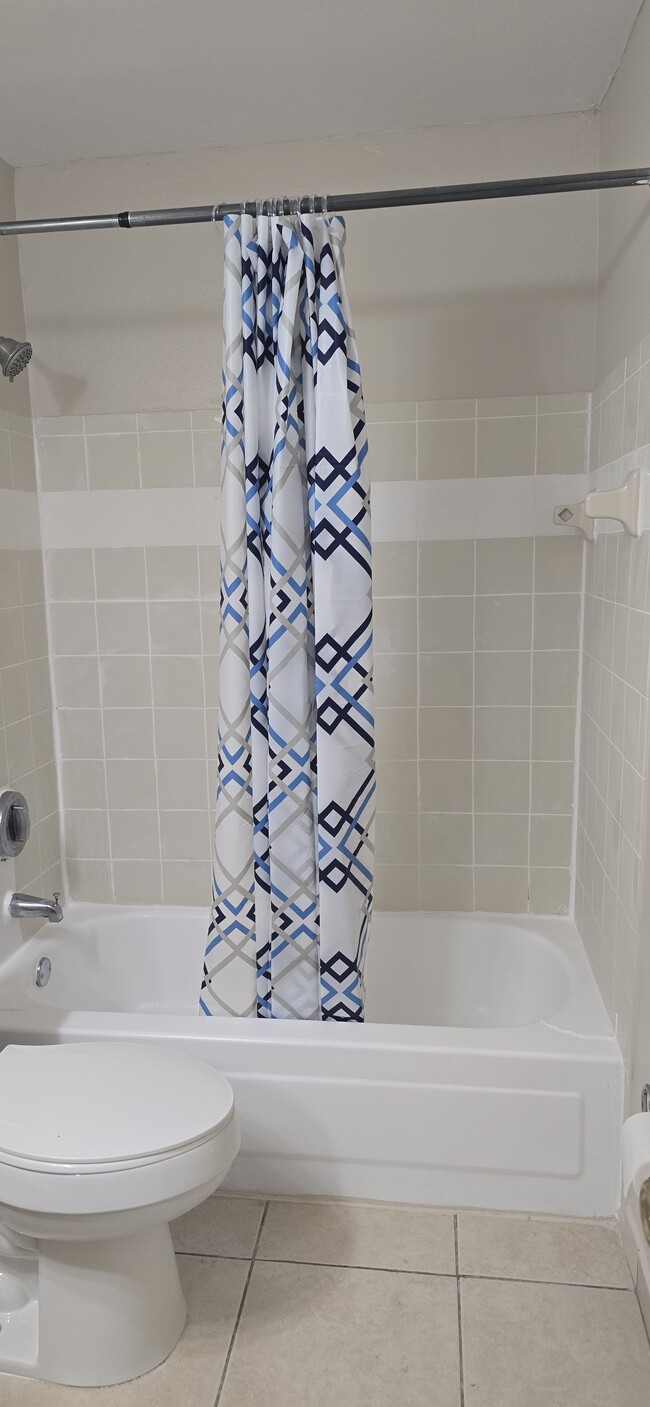 Building Photo - 3034 Parkway Blvd