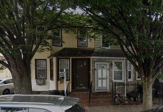 Building Photo - 64-11 65th Pl