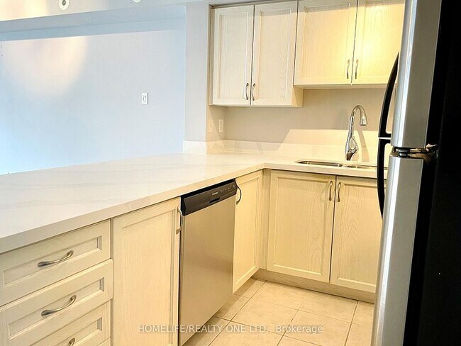 Photo du bâtiment - 65 George Appleton Way