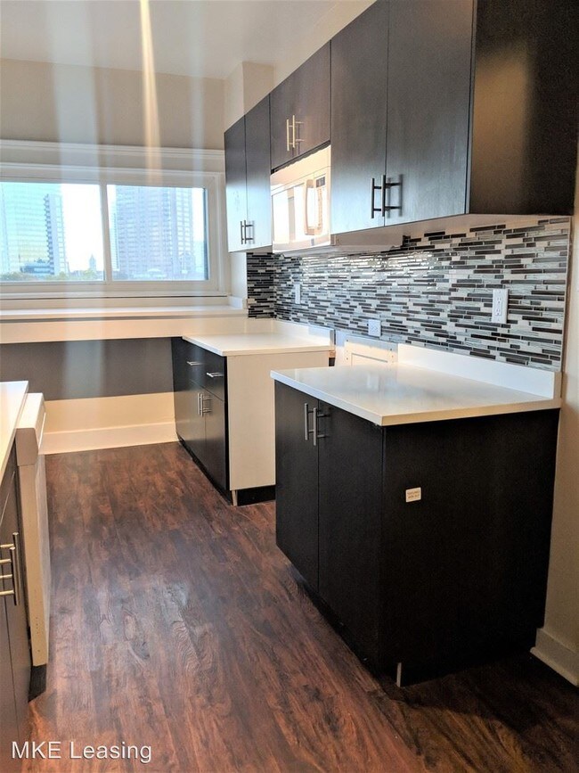 Foto del edificio - 1224 N Prospect Ave