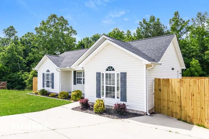 Foto principal - 2465 St Stephens Ct