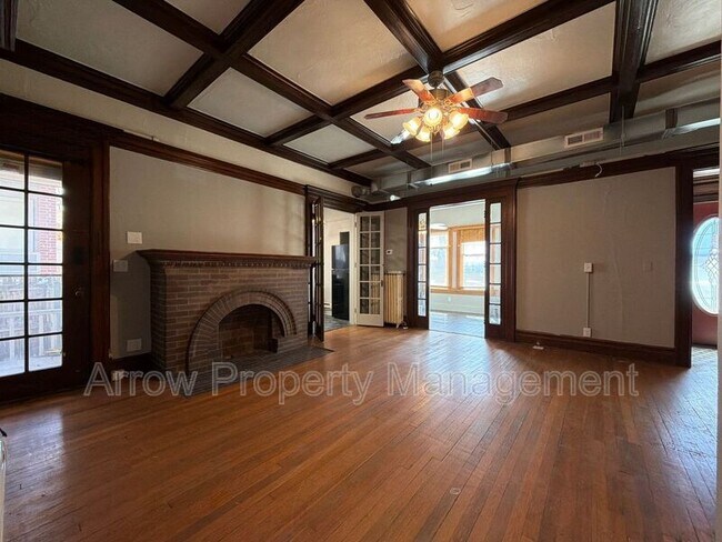 Building Photo - 1414 C St