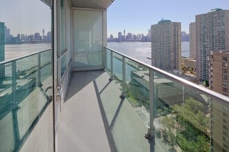 Building Photo - 20 Newport Pkwy