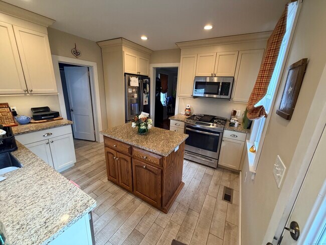 Foto del edificio - 113 Seaside Ave