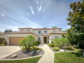 Building Photo - 32920 Northshire Cir