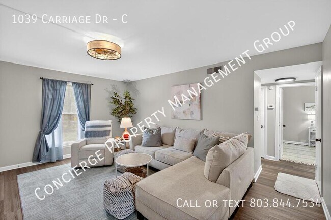 Foto del edificio - 1039 Carriage Dr