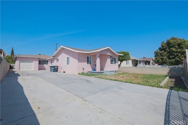 Foto del edificio - 4435 Triggs St