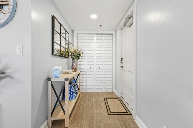 Foto del edificio - 1748 Jupiter Cove Dr