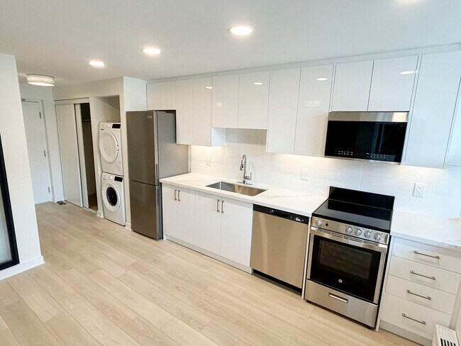 Photo du bâtiment - 920 Inverhouse