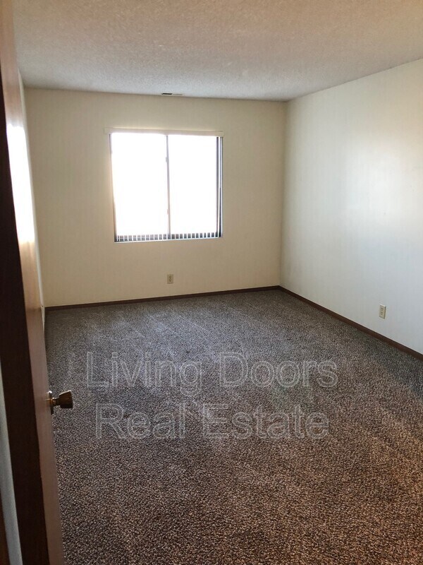 Foto del edificio - 1935 N Lincoln Ave