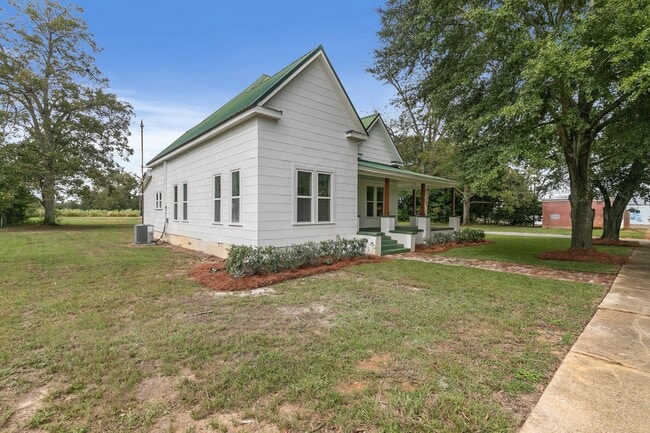 Building Photo - 142 S Broad St