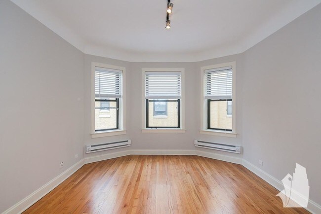 Foto del edificio - 2317 N Rockwell St