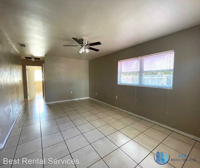 Foto del edificio - 3 br, 1 bath House - 1212 W Marjorie St