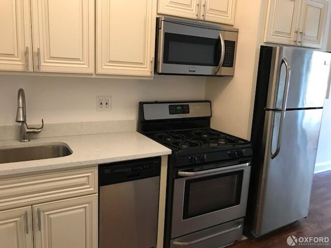Building Photo - 414 East 78th Street