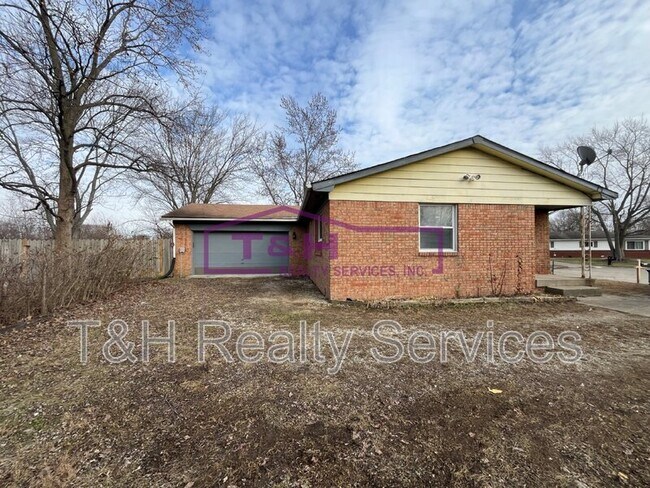 Building Photo - 10404 Curry Ct