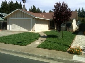 Building Photo - 6406 sequoia st