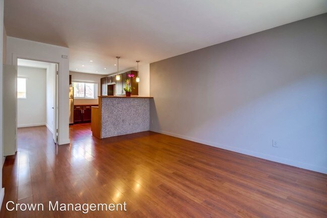 Building Photo - 4012 Ingraham St