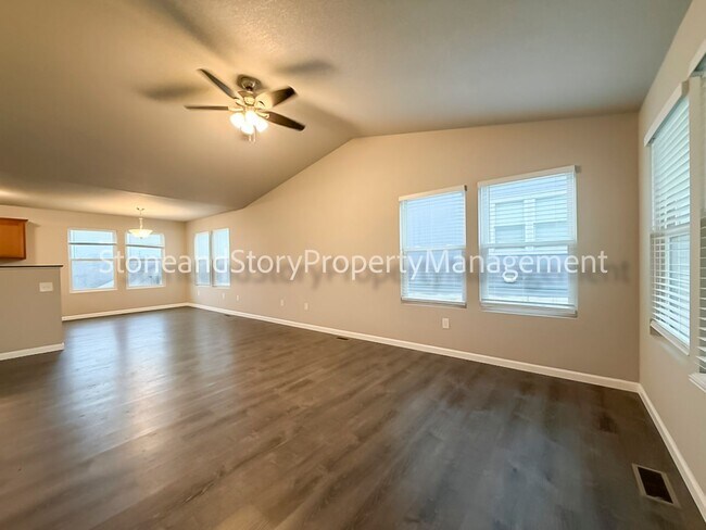 Foto del edificio - 3 Bedroom 2.5 bath