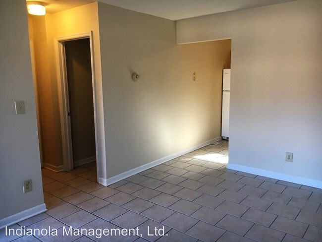 Building Photo - 714-714 Riverview Dr