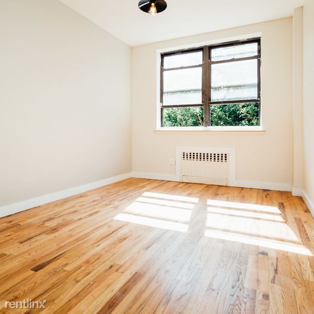 Foto principal - 104 Washington Ave