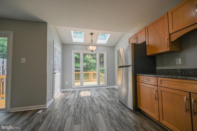 Foto del edificio - 107 Sunny Hill Ct