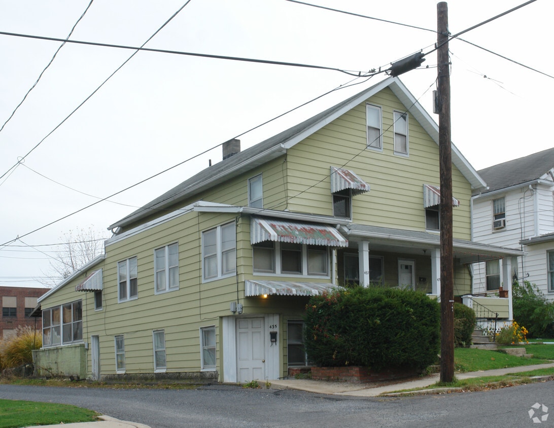 439 Bayard St, South Williamsport, PA 17702 Apartments in South