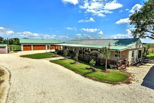 Foto del edificio - 12338 Zamanek Rd