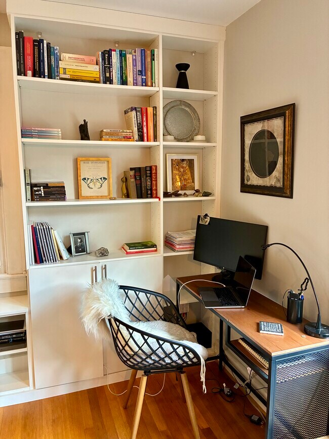 Foto del edificio - 102 Colville Rd