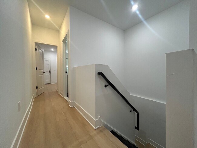 Foto del edificio - 612 N 39th St