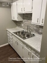 Building Photo - 1935 N Bowman Ave