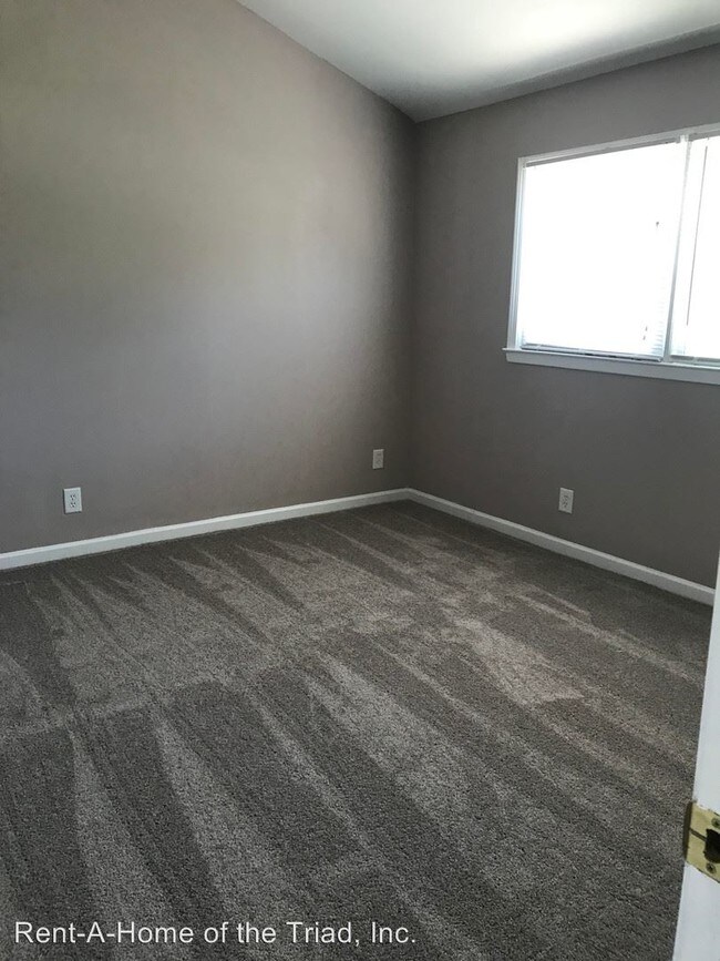 Foto del edificio - 3 br, 2 bath House - 2505 Olivet Court B