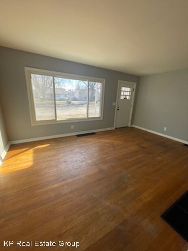 Foto del edificio - 3 br, 1 bath House - 569 James Rd.