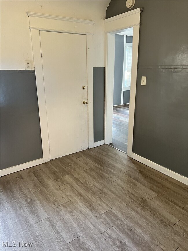 Foto del edificio - 5213 Fleet Ave