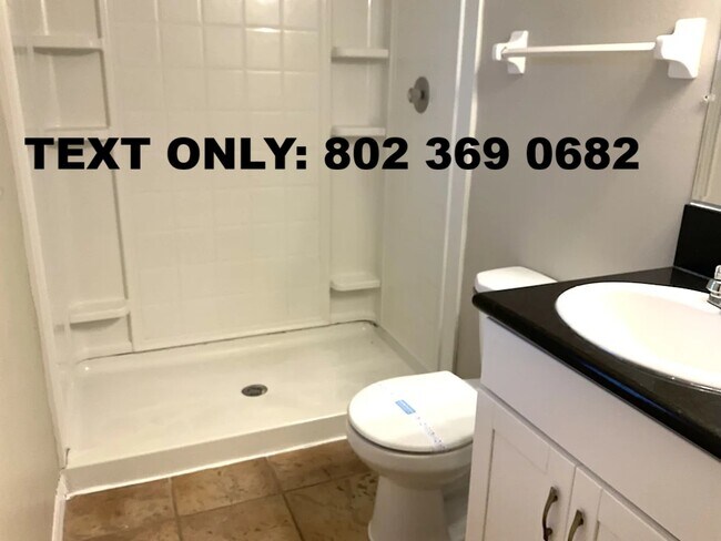 Foto del edificio - 812 65th Ave W