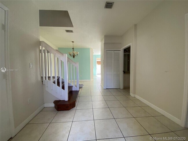 Building Photo - 7305 NW 174th Terrace