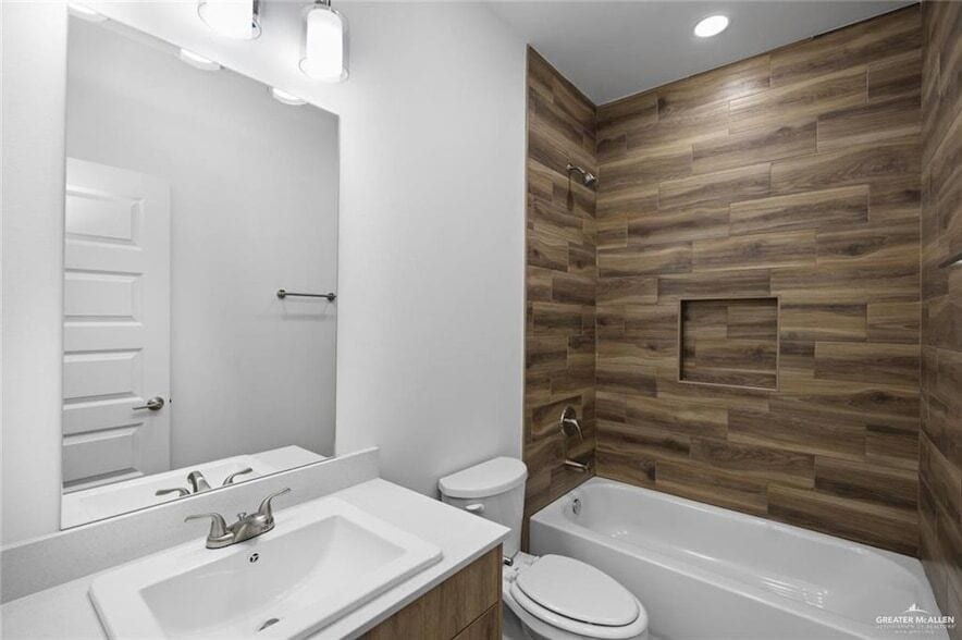 Building Photo - 1504 Unity Dr