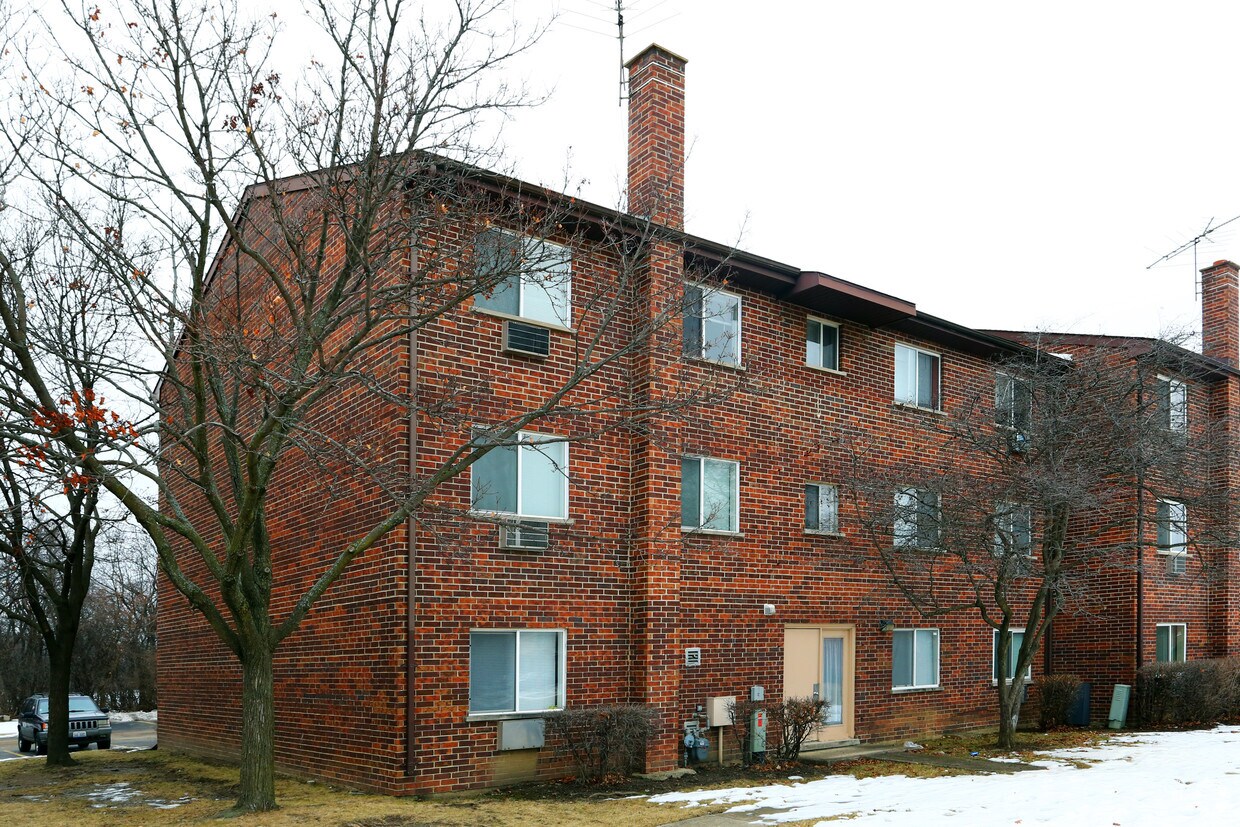 Building Photo - 1125 Dickens Way