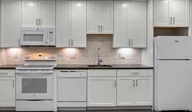 Photo - 711 18th St NE Apartment