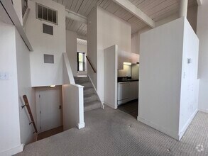 Building Photo - 71 Fulkerson St